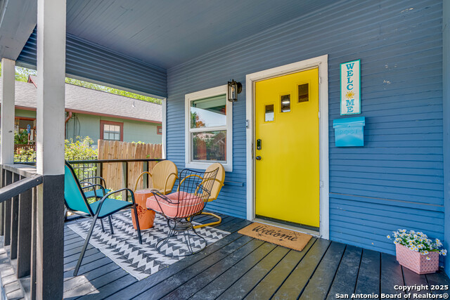 Image 4 of 33 For 1505 Craig Pl W