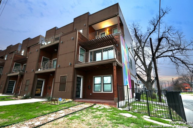Details for 902 Montana  101, San Antonio, TX 78203