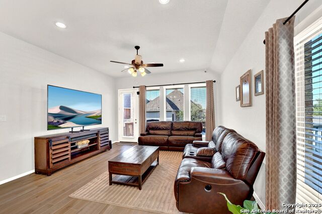 Image 11 of 42 For 12650 Dragonfly