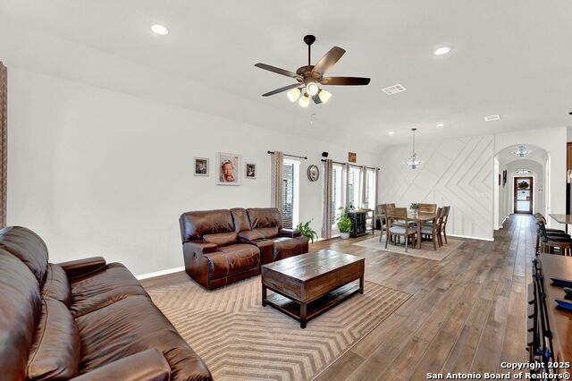 Image 12 of 42 For 12650 Dragonfly