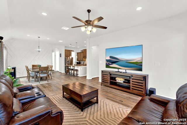 Image 13 of 42 For 12650 Dragonfly