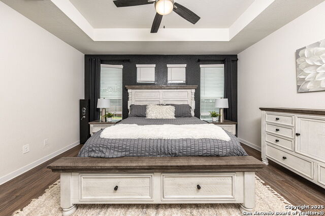 Listing photo id 9 for 1510 Escarpment