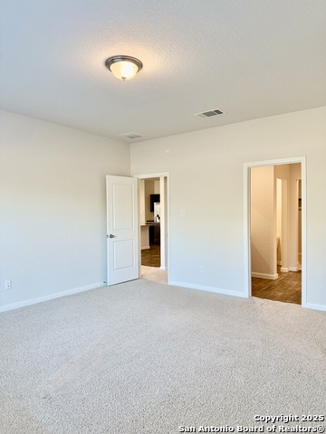 Listing photo id 19 for 1021 Adler Way