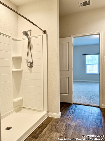 Listing photo id 22 for 1021 Adler Way