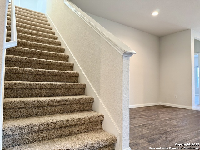 Listing photo id 25 for 1021 Adler Way