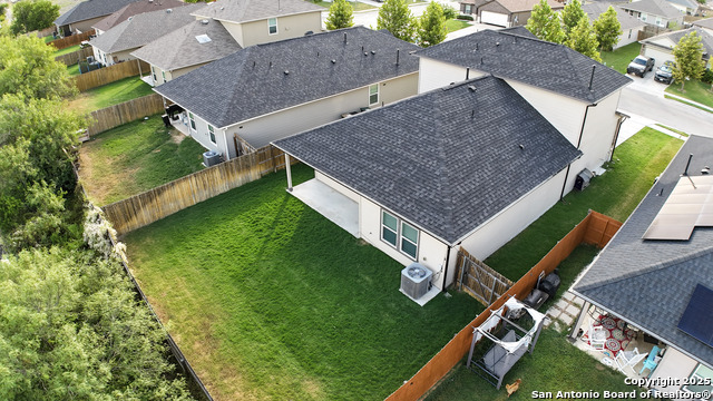 Listing photo id 38 for 1021 Adler Way