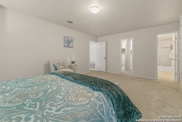 Listing photo id 32 for 11407 Liberty Field