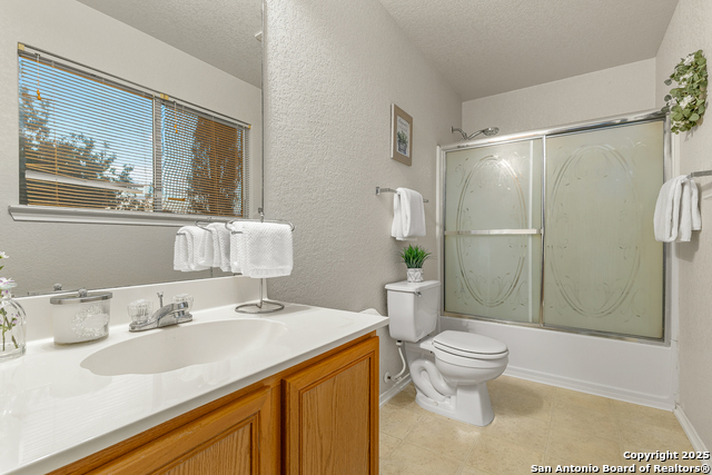 Listing photo id 34 for 11407 Liberty Field