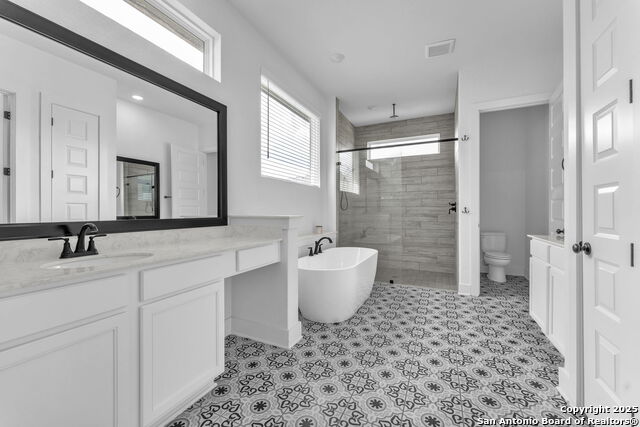 Image 25 of 56 For 406 Aurora Basin