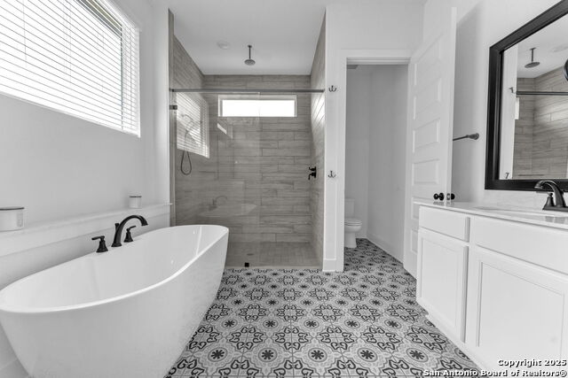 Image 26 of 56 For 406 Aurora Basin