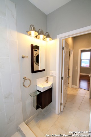 Image 17 of 18 For 114 Oleander St