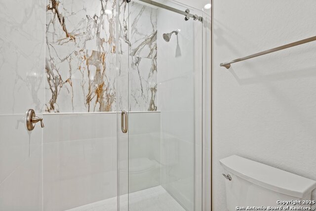 Listing photo id 14 for 821 Scenic Hills