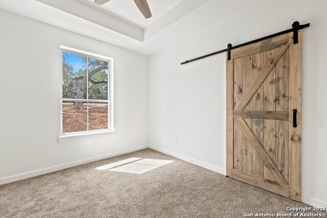 Listing photo id 21 for 821 Scenic Hills