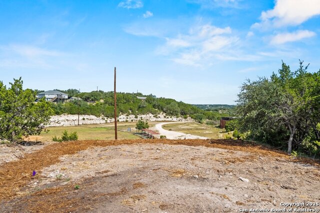 Listing photo id 26 for 821 Scenic Hills