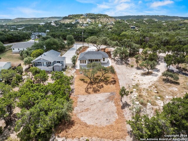 Listing photo id 29 for 821 Scenic Hills