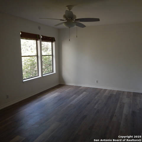 Listing photo id 9 for 3707 Morning Mist