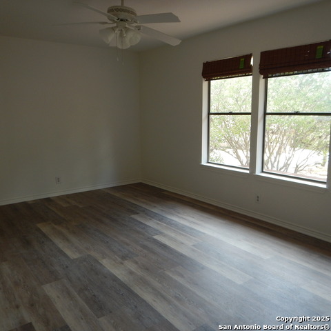 Listing photo id 11 for 3707 Morning Mist