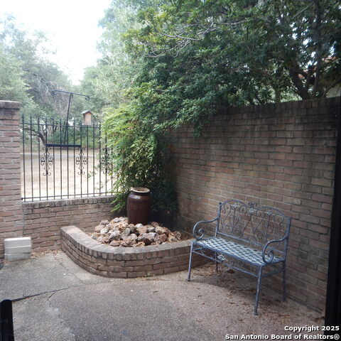 Listing photo id 6 for 3707 Morning Mist