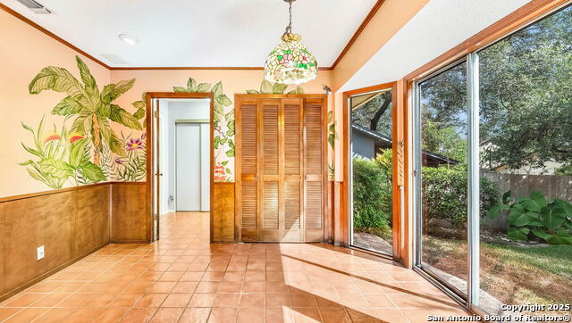Image 9 of 22 For 13542 Hollow View
