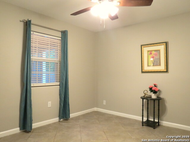 Listing photo id 3 for 8762 Port Of Call
