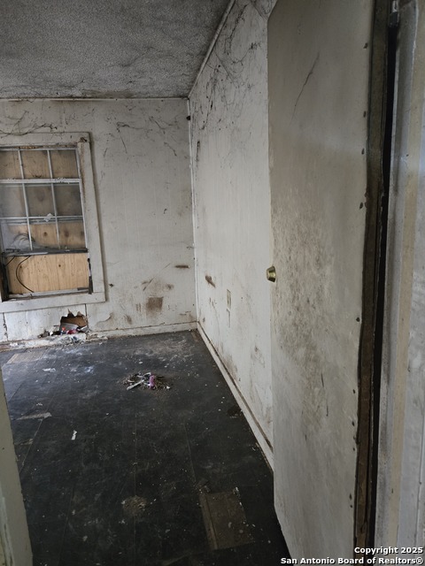 Image 5 of 14 For 2926 El Paso