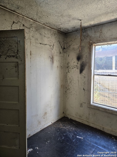 Image 7 of 14 For 2926 El Paso