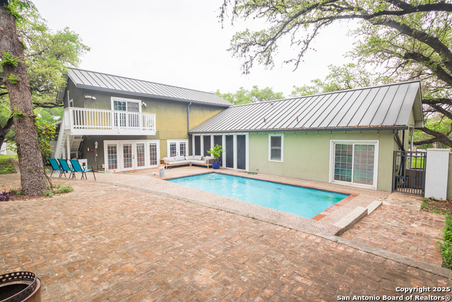 Image 37 of 41 For 9319 Oak Ledge