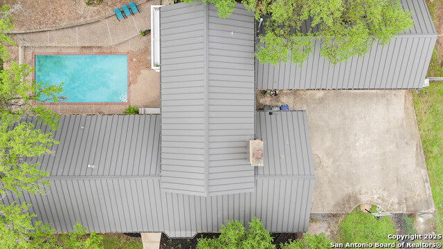 Image 40 of 41 For 9319 Oak Ledge