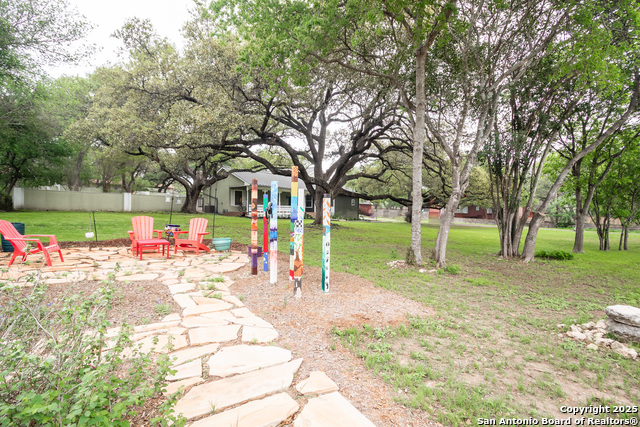 Image 6 of 41 For 9319 Oak Ledge