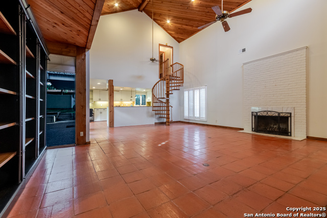 Image 9 of 41 For 9319 Oak Ledge