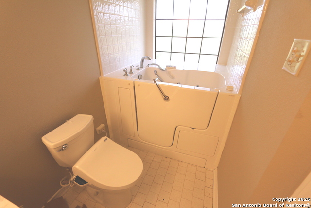 Image 21 of 50 For 1920 Fm 477  