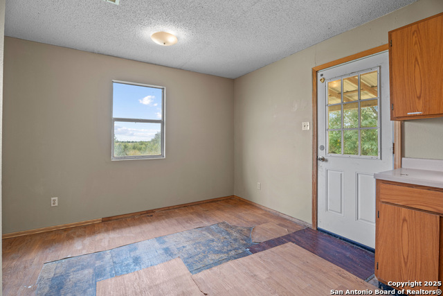 Image 14 of 34 For 2862 Wetz  
