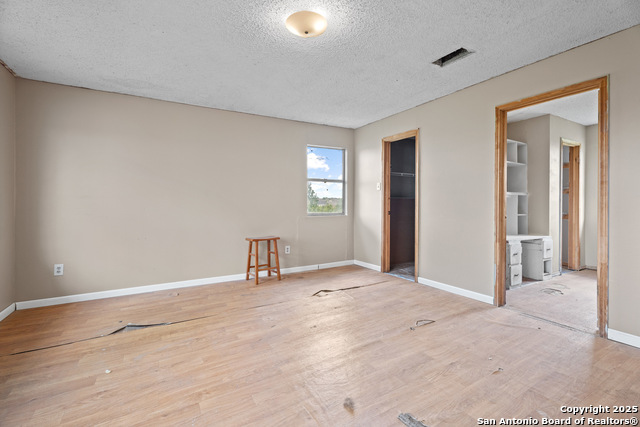 Image 16 of 34 For 2862 Wetz  