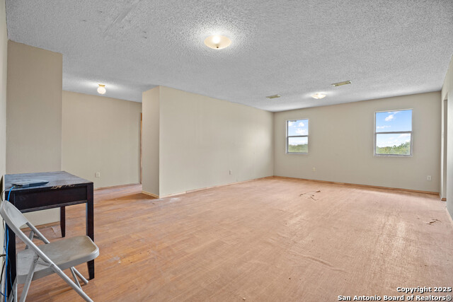 Image 6 of 34 For 2862 Wetz  