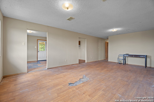 Image 9 of 34 For 2862 Wetz  