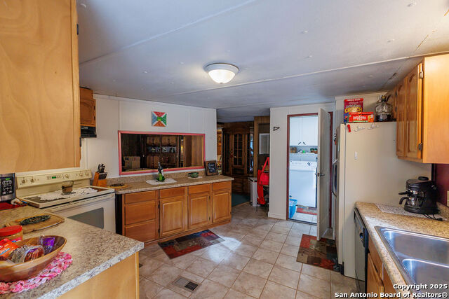 Image 14 of 38 For 1301 Sea Willow