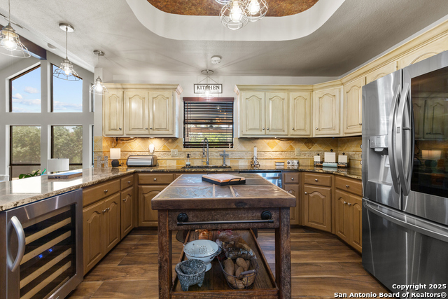 Listing photo id 21 for 31421 Wild Oak Hill