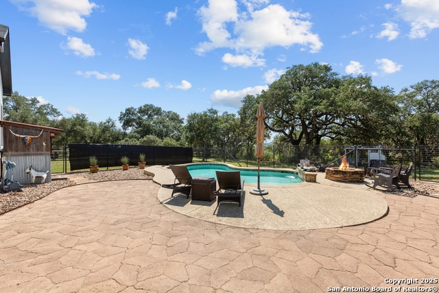 Listing photo id 36 for 31421 Wild Oak Hill