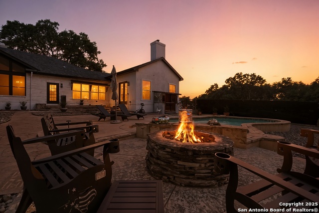 Listing photo id 38 for 31421 Wild Oak Hill