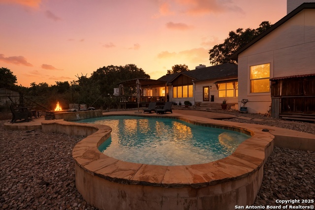 Listing photo id 40 for 31421 Wild Oak Hill