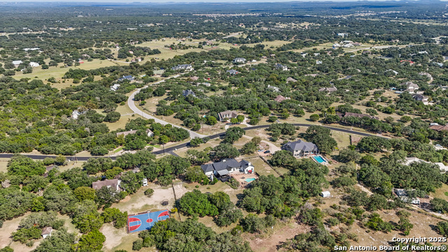 Listing photo id 46 for 31421 Wild Oak Hill