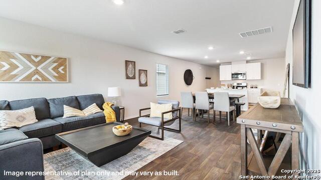 Listing photo id 16 for 12544 Ivory Pkwy