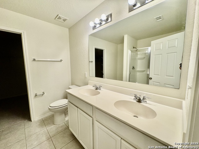 Listing photo id 16 for 27346 Emilie Canyon