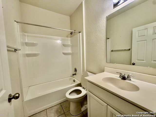 Listing photo id 28 for 27346 Emilie Canyon