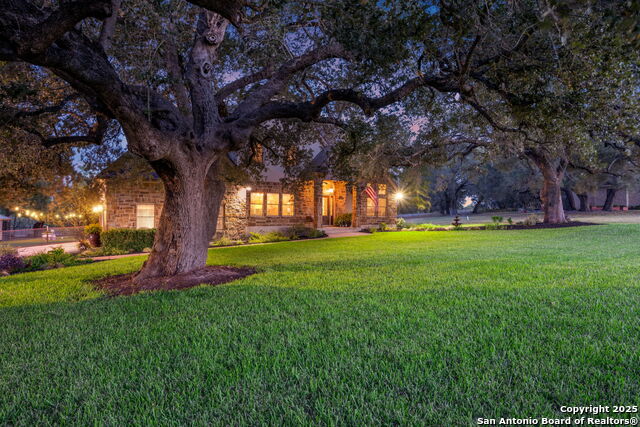 Image 2 of 40 For 116 Abrego Lake