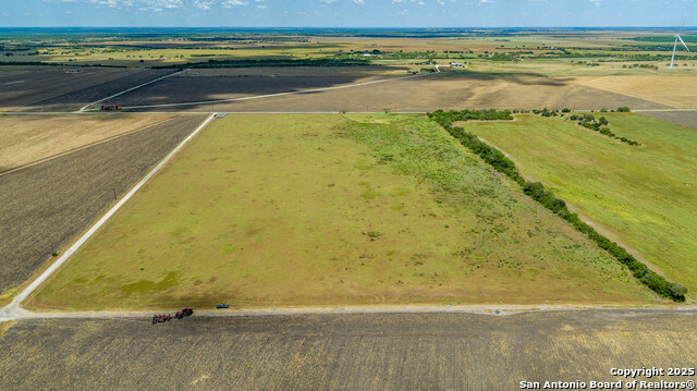 Listing photo id 8 for 000 County Road 647