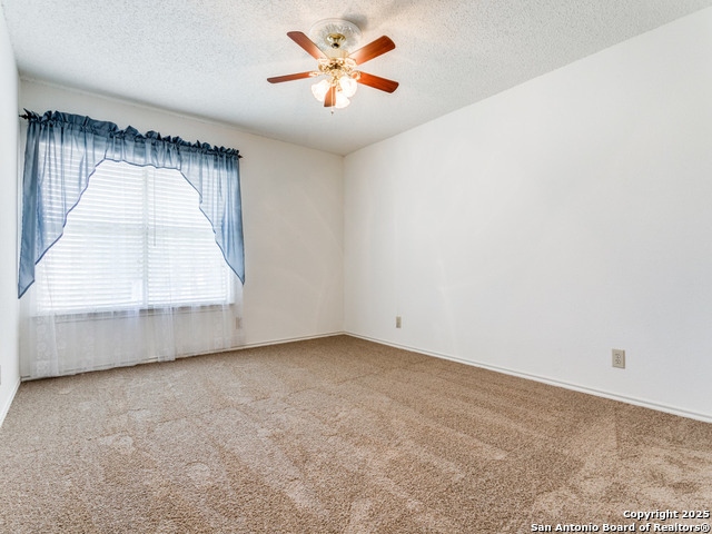 Image 18 of 25 For 16147 Turnstone Ln