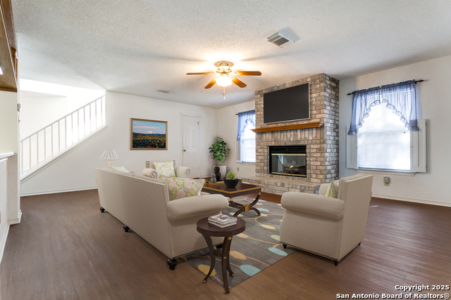 Image 5 of 25 For 16147 Turnstone Ln