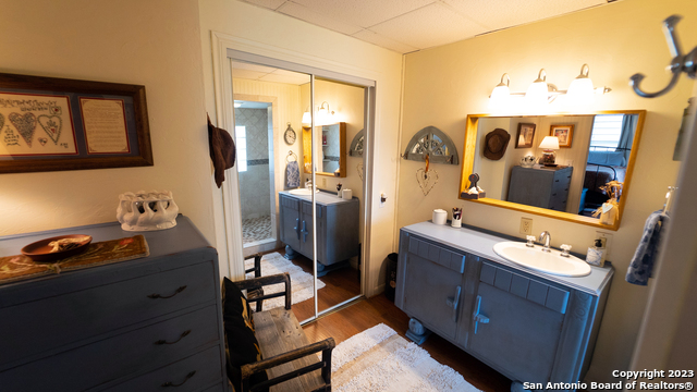 Listing photo id 26 for 2550 York Creek Rd