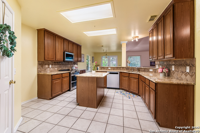 Image 10 of 35 For 8614 Cool Meadow